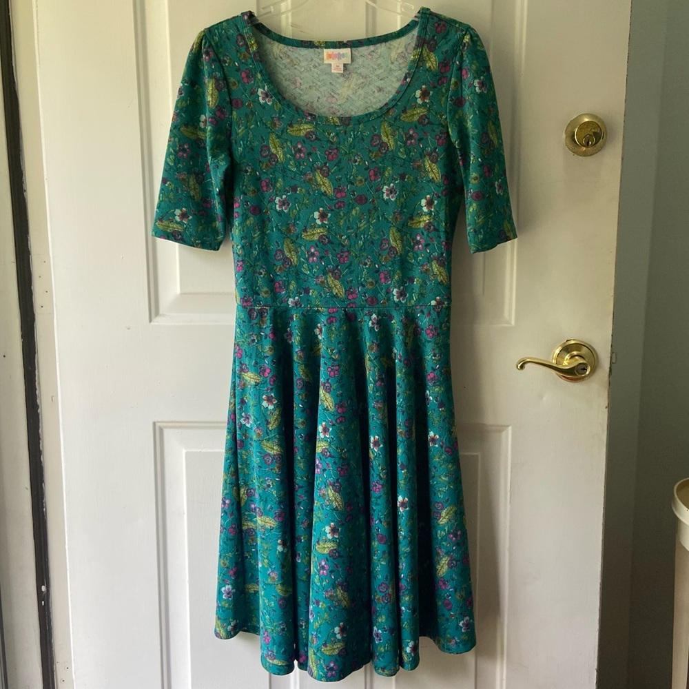 Green Flora LuLaRoe Nicole Dress
